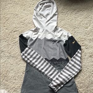 Nike Black and Gray Patterned Hoodie